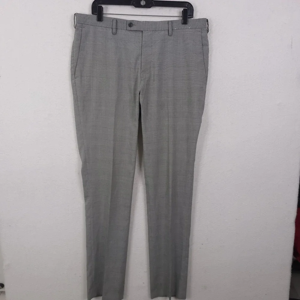 Uniqlo Kando Pants Men 35x34 Grey Glen Plaid Performance Dress Trousers Slim Fit